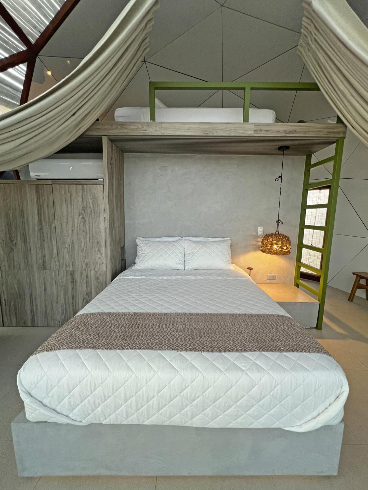 Almare Zonte - Beachfront Glamping Hotel El Zonte Buitenkant foto