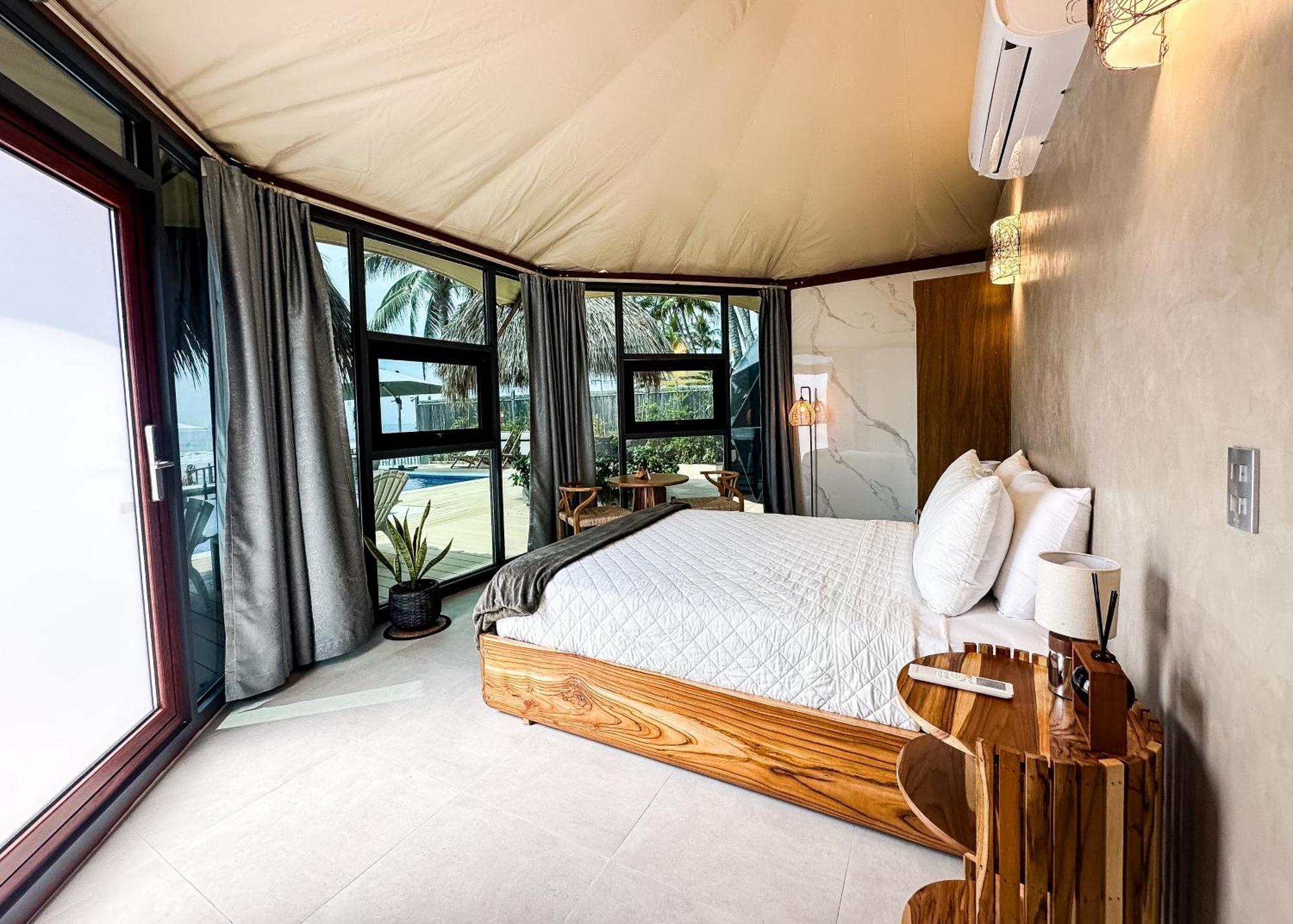 Almare Zonte - Beachfront Glamping Hotel El Zonte Buitenkant foto